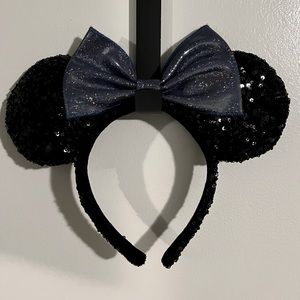 Disney Parks Sequin Minnie Ears with Iridescent Blue Bow